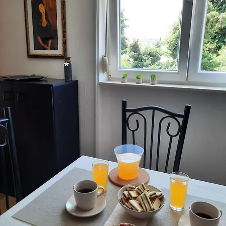 شقة Nia Apartment, سبليت
